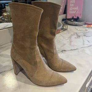 Stuart Weitzman Clinger Bootie/Size 7